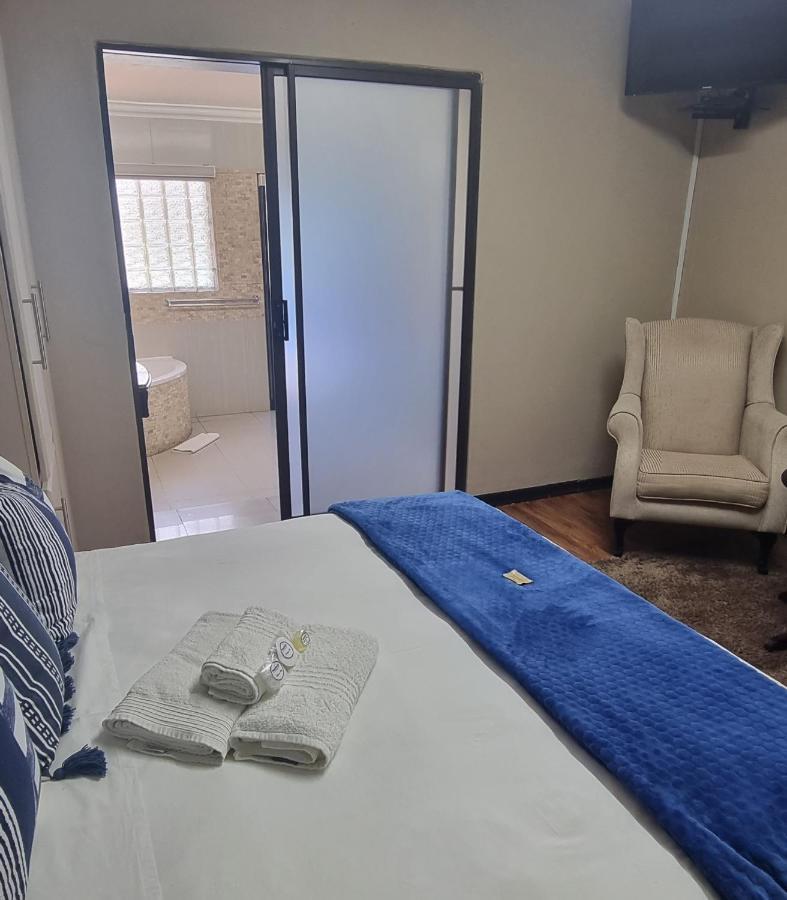 Heimat Guesthouse Welkom Eksteriør bilde