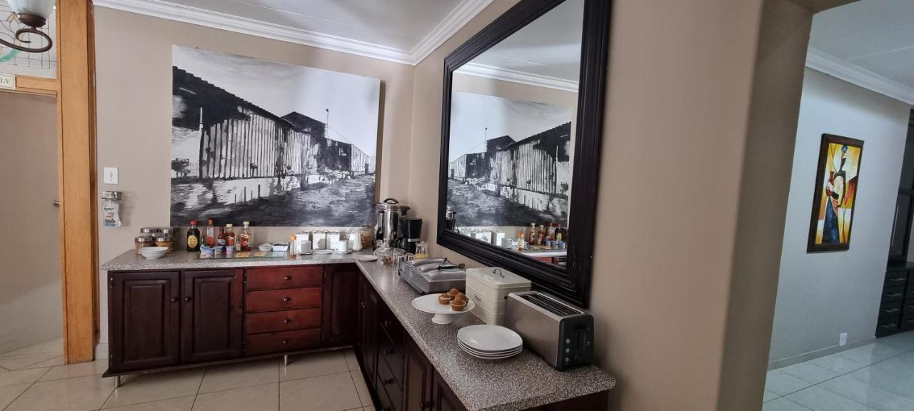 Heimat Guesthouse Welkom Eksteriør bilde