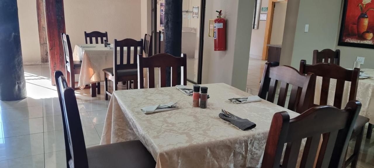 Heimat Guesthouse Welkom Eksteriør bilde